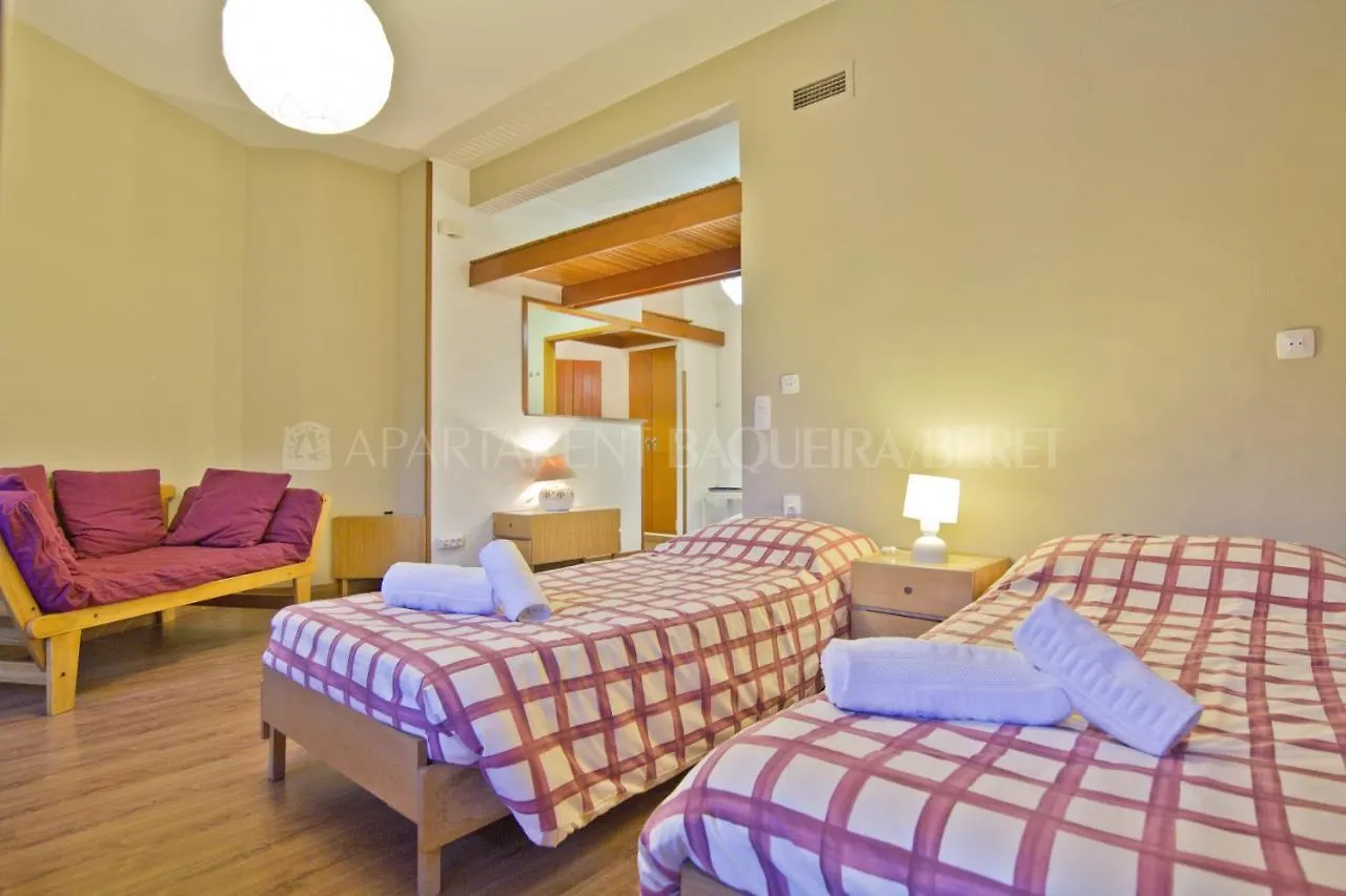 Apartarent 1500 Baqueira Beret Apartment