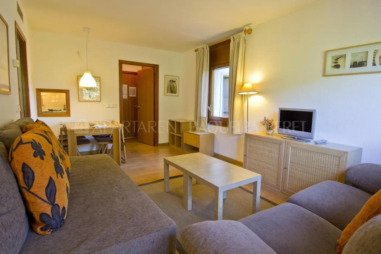 Apartarent 1500 Baqueira Beret Apartment
