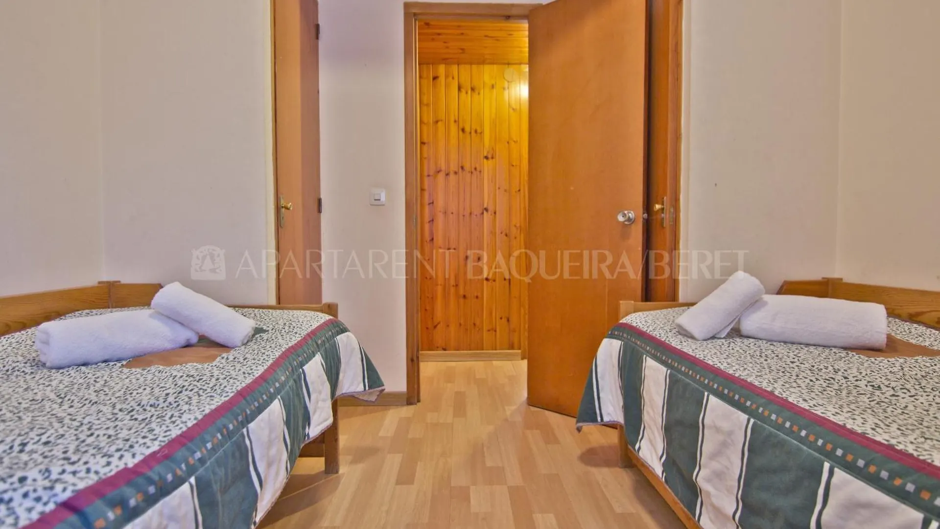 Apartarent 1500 Baqueira Beret Apartment