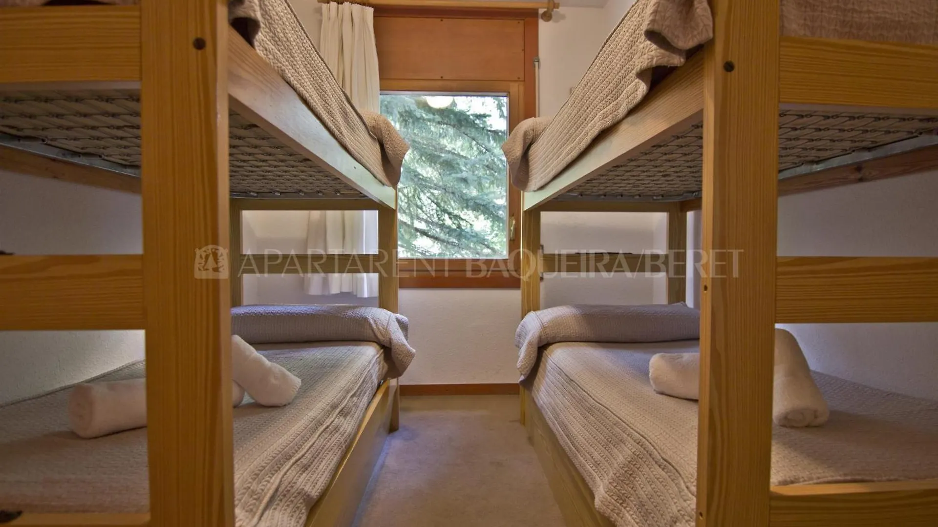 Apartarent 1500 Baqueira Beret Apartment